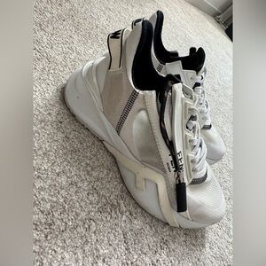 Fendi Flow Low Top Sneakers